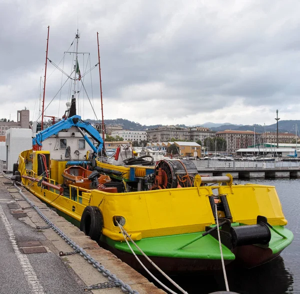 Navio Poluição Atracado Spezia — Fotografia de Stock