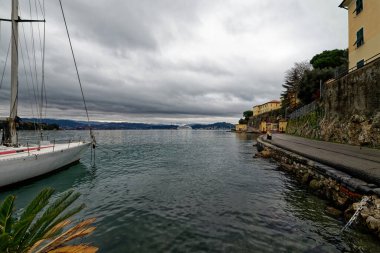 La Spezia Gulf 'un panoramik görüntüsü le grazie' den alınmıştır. 