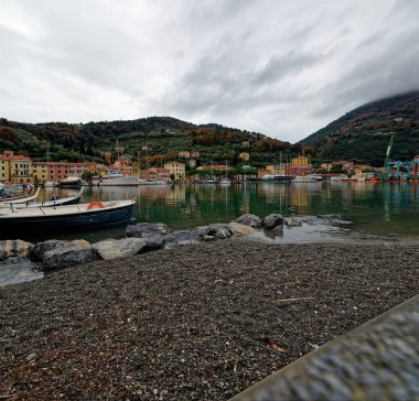 La spezia 'da küçük bir köy çok güzel bir manzara.