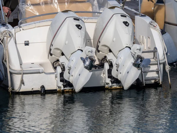 outboard motor propeller in la spezia harbour