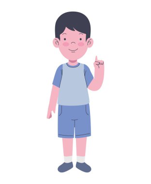 Sevimli küçük çocuk ayakta duruyor.