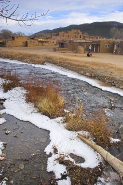 Taos