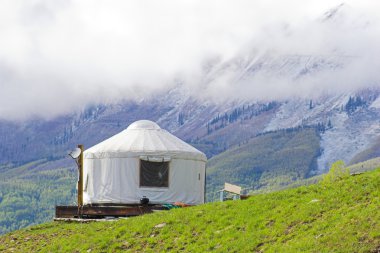 Yurt