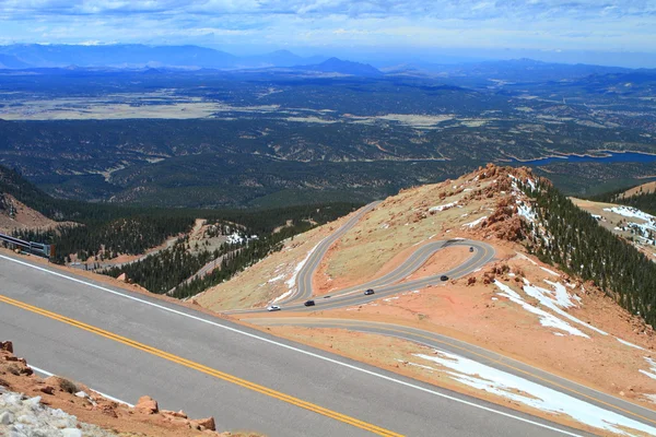 Serpentine road — Stock Photo, Image