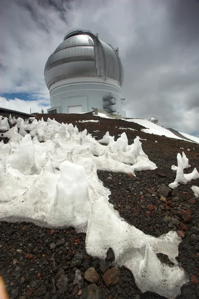 Observatorier och snö — Stockfoto