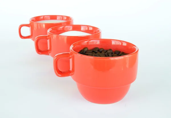 Tre tazze con zucchero di caffè e latte — Foto Stock