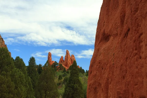 Trail through Garden of Gods — Stock Photo, Image