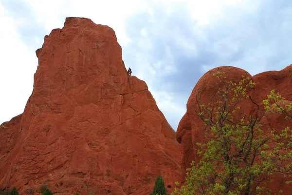 Escalador de rocas en Jardín de los Dioses — Foto de Stock