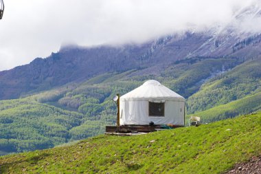 Yurt