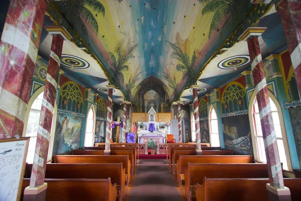 熱帯の教会内部 — ストック写真