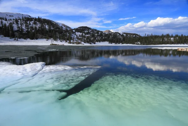 Paesaggio montano — Foto Stock