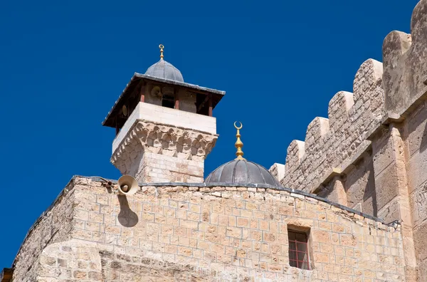 Islamic superstructure above the cave of Machpelah. — Stock Photo, Image