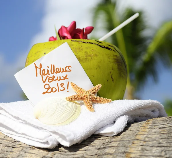 Caribbean paradise beach coconuts cocktail — Stock Photo, Image