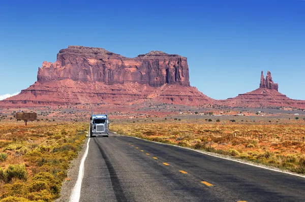 Sur la route à nouveau — Photo