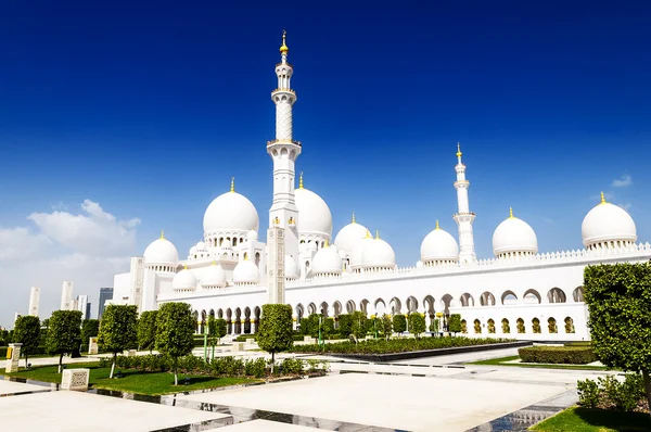 Abu Dhabi Sheikh Zayed White Moschee — Stockfoto