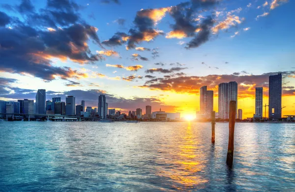 Miami cidade à noite — Fotografia de Stock