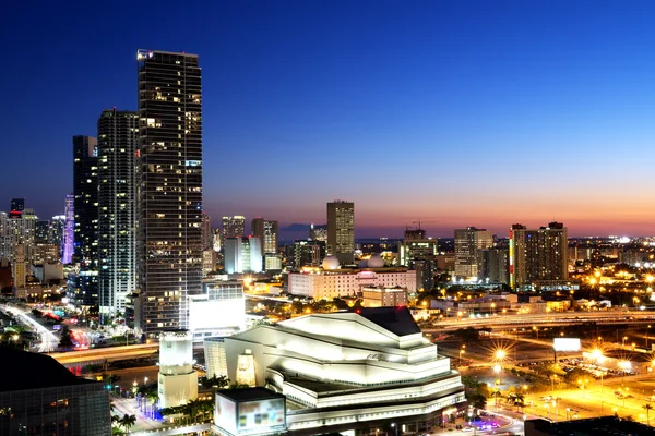 Miami Downtown à noite — Fotografia de Stock