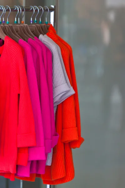 Multicolor wełniane swetry — Zdjęcie stockowe