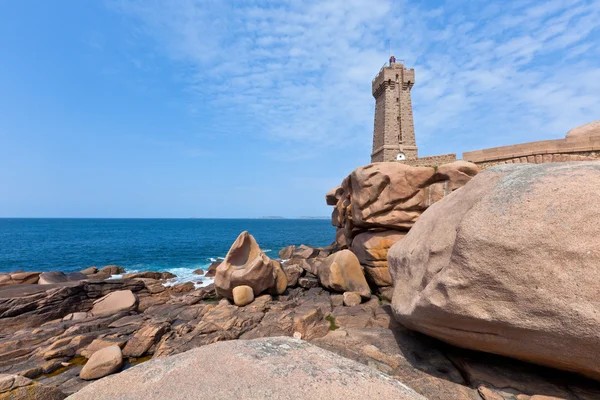 Deniz feneri erkekler ruz, brittany, Fransa — Stok fotoğraf