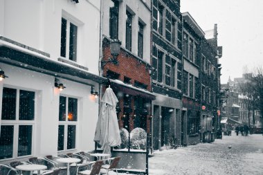 Antwerp adlı kış kar fırtınası