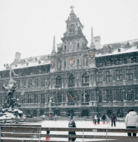 (Inggris) Antwerp di Winter Snowstorm — Stok Foto