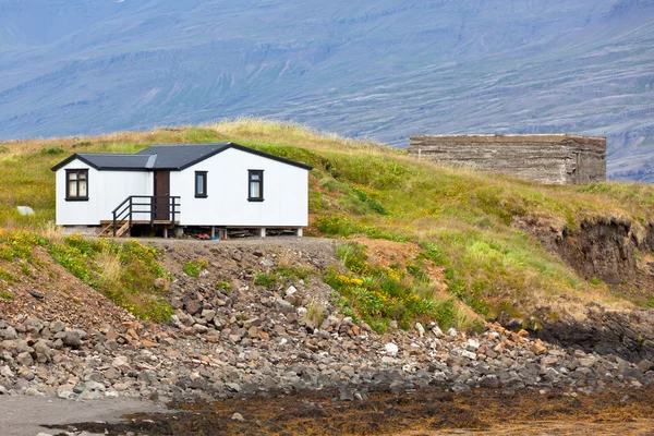 White Siding Icelandic House — Stock Photo, Image