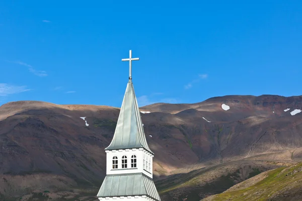 IJsland kerk steeple — Stockfoto