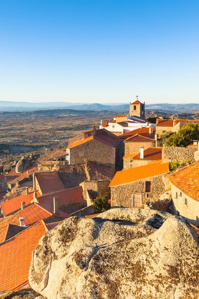 Small Town Monsanto in Portuguese Mountains — Stock Photo, Image