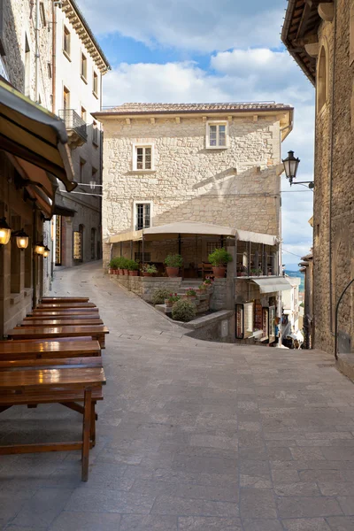 San Marino città stradine strette — Foto Stock