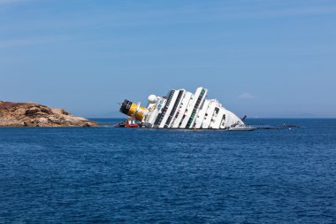 Giglio, İtalya - 28 Nisan 2012: costa concordia cruise gemisi, ben