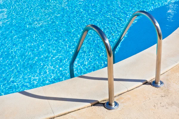 Ladder of a swimming pool — Stock Photo, Image