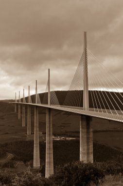 Millau Köprüsü, Fransa