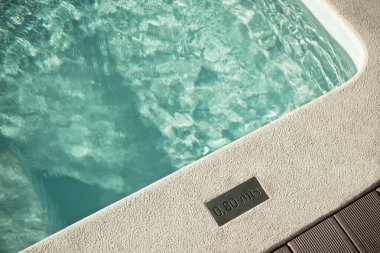 Açık Yüzme Havuzu