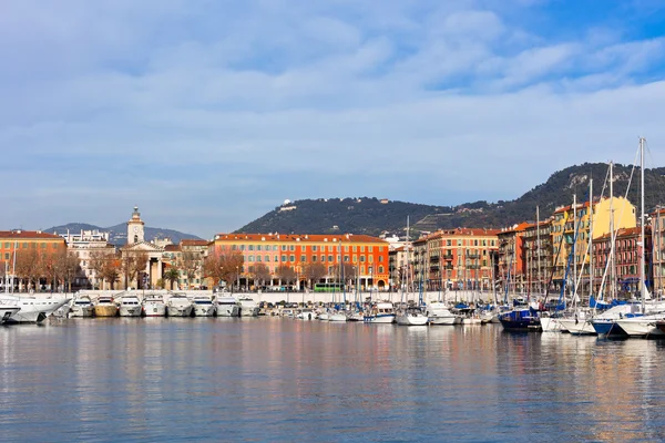 Utsikt over havnen i Nice, French Riviera, Frankrike – stockfoto