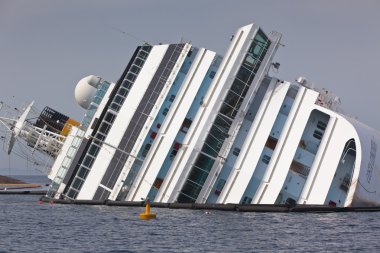 Giglio, İtalya - 28 Nisan 2012: costa concordia cruise gemisi, ben