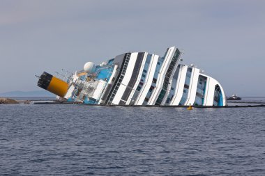 Giglio, İtalya - 28 Nisan 2012: costa concordia cruise gemisi, ben