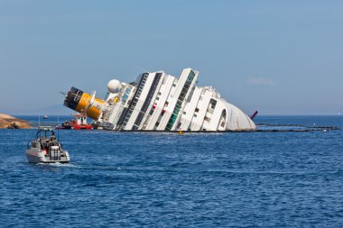 Giglio, İtalya - 28 Nisan 2012: costa concordia cruise gemisi, ben