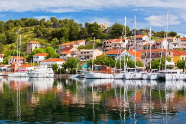 Skradin Hırvatistan tarihi bir kasaba olduğunu