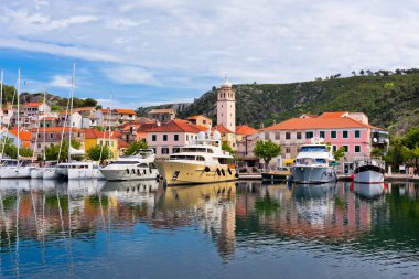 Skradin Hırvatistan tarihi bir kasaba olduğunu 