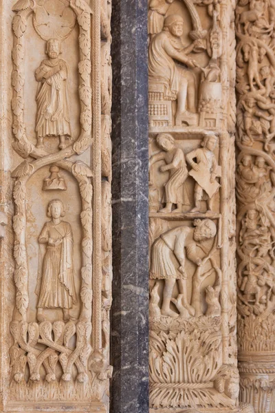 Detail der Kathedrale des Hl. Lorenz in Trogir, Kroatien — Stockfoto