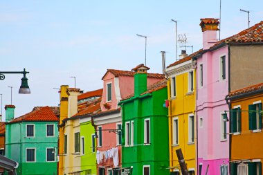 Burano Adası, Venedik, İtalya 'da renkli evler alındı