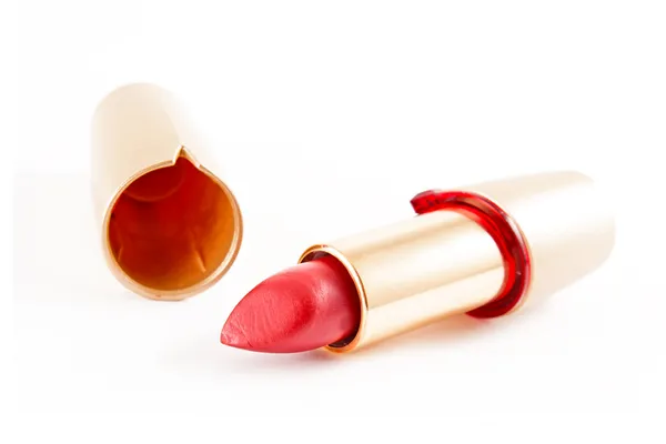 Lápiz labial rojo brillante aislado en blanco — Foto de Stock