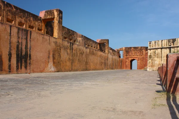 O Forte de Jaigarh perto de Jaipur é um dos fortes mais espetaculares da Índia — Fotografia de Stock