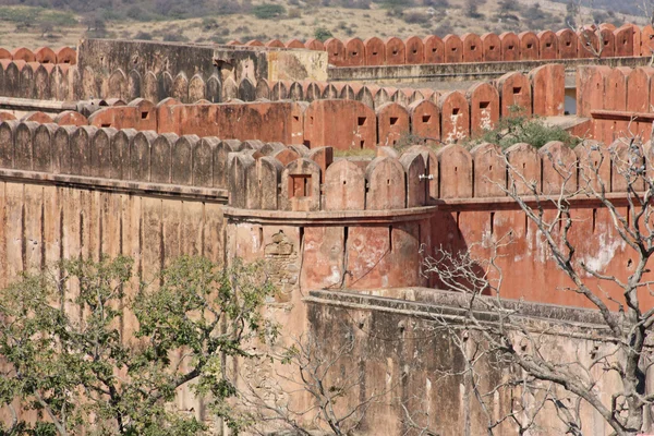 El Fuerte Jaigarh cerca de Jaipur es uno de los fuertes más espectaculares de la India —  Fotos de Stock