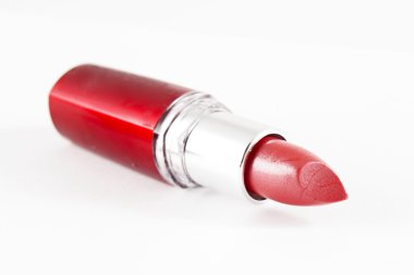 parlak kırmızı ruj beyaz izole