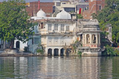 udaipur, Hindistan göl güzel binalar