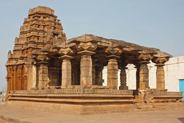 Красивый древний храм в Бадами, Карнатака, Индия — стоковое фото