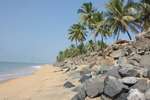 在瓦卡拉、 喀拉拉邦、 印度的热带海滩 — 图库照片