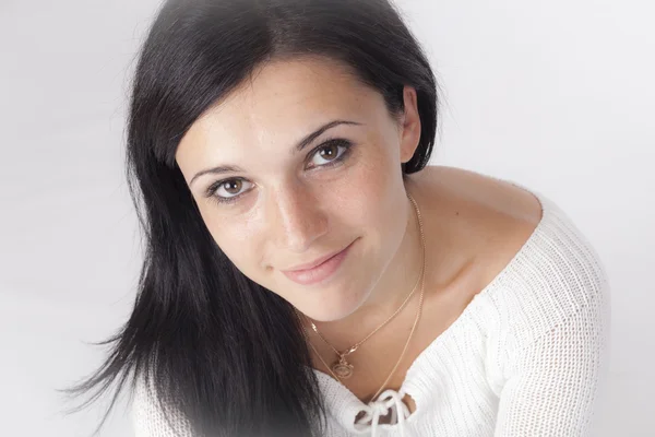 Young woman with black hair — Stock Photo, Image