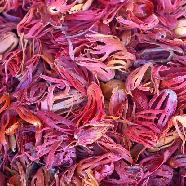 Muskatblütenhintergrund - indische Gewürze auf dem Markt — Stockfoto